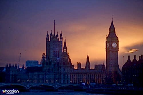 beginners-photography-course-london-big-ben-sunset-preview boys_reading