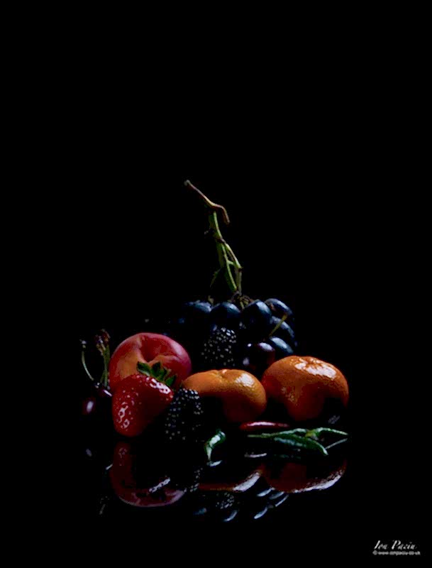 ion-paciu-food-photography-fruits
