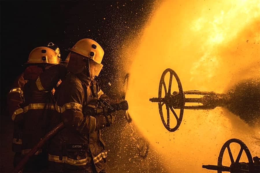 photojournalism course london project inferno by chris chan